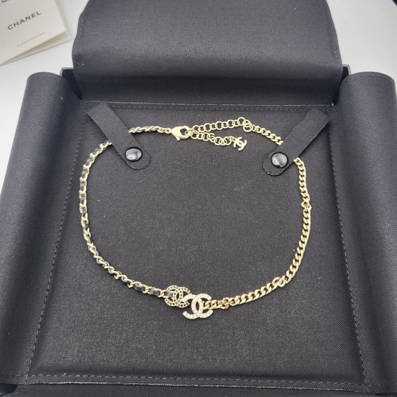 Brand new 2022 authentic Chanel double CC black and gold crstytal necklace - Picture 3 of 14